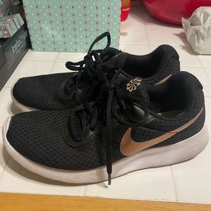 Women’s Nike Shoes